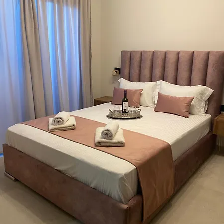 Villasartios2 Aparthotel Sarti